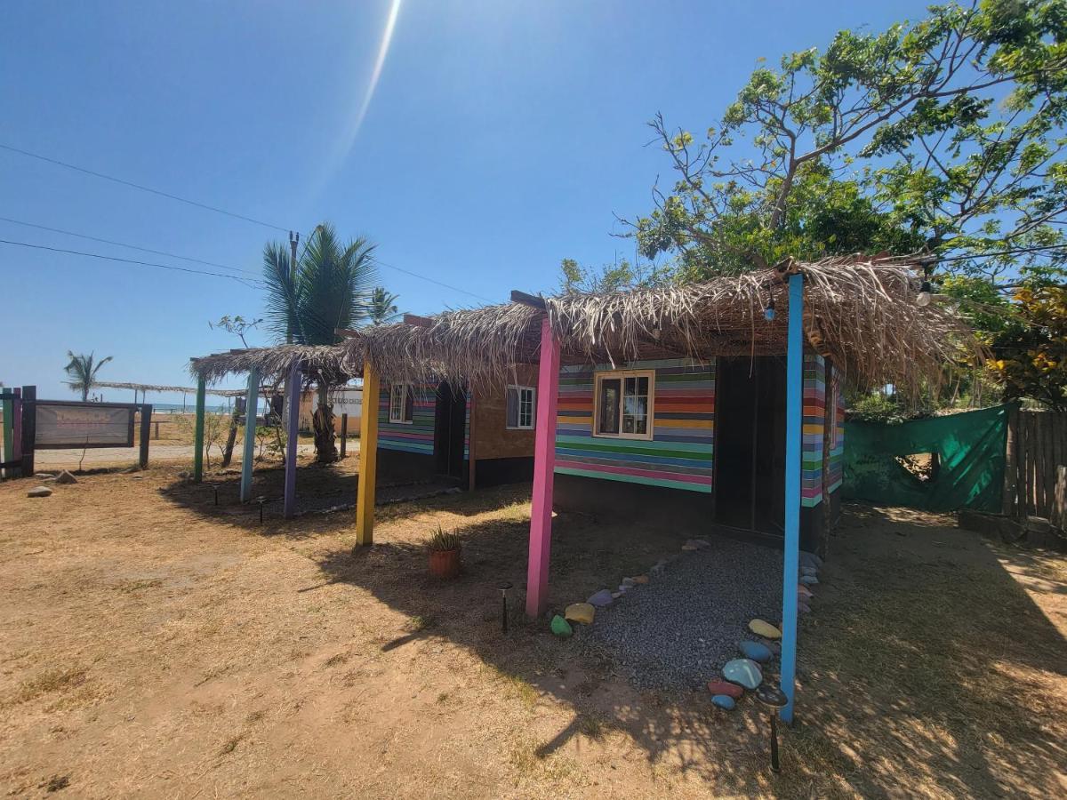 Johnny Fiestas Hostel Las Lajas  Exterior photo