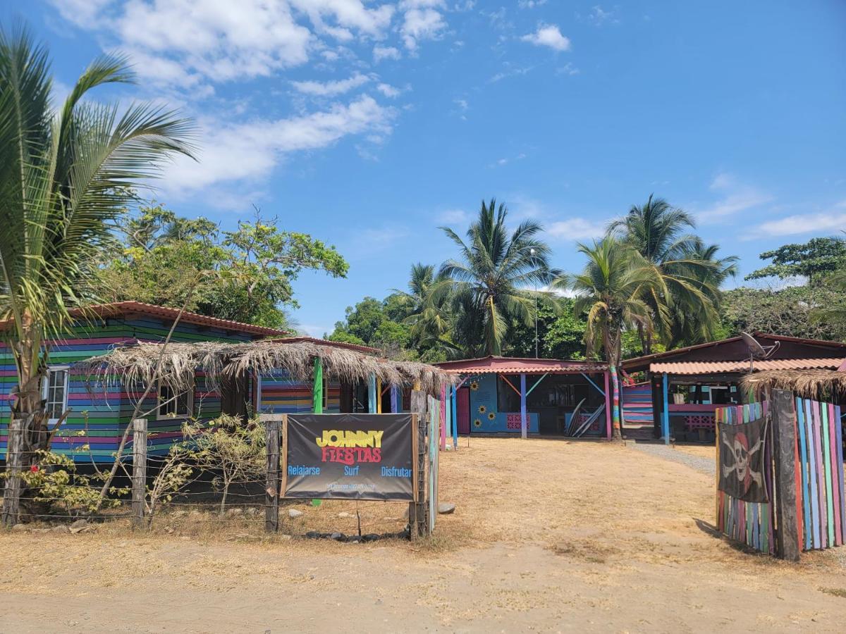 Johnny Fiestas Hostel Las Lajas  Exterior photo