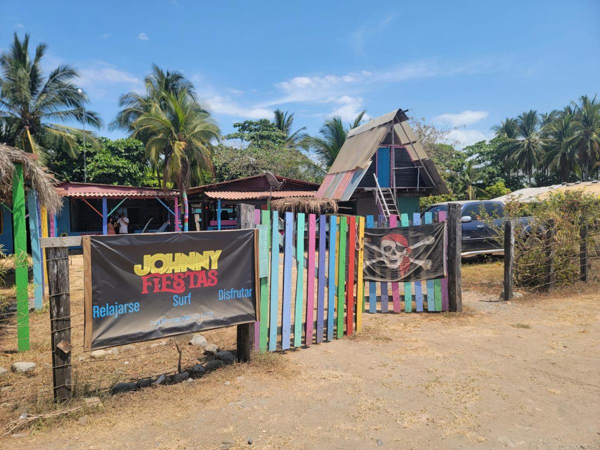 Johnny Fiestas Hostel Las Lajas  Exterior photo